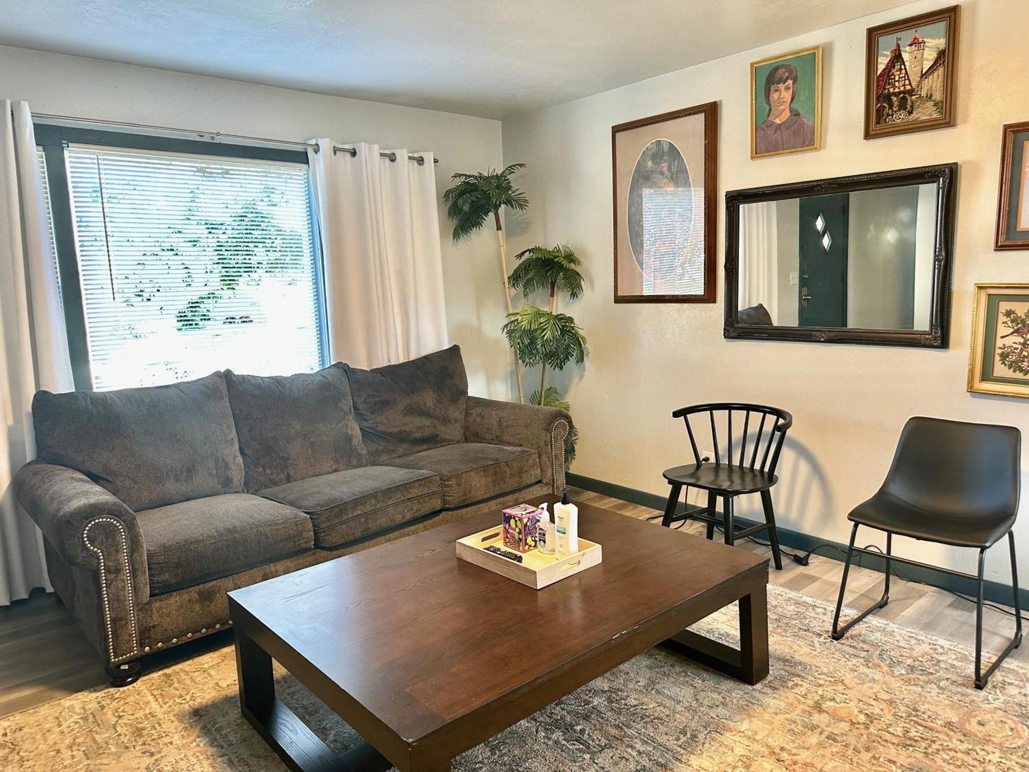 Cozy Winter Getaway With Garden 20-A Villa Oklahoma City Esterno foto