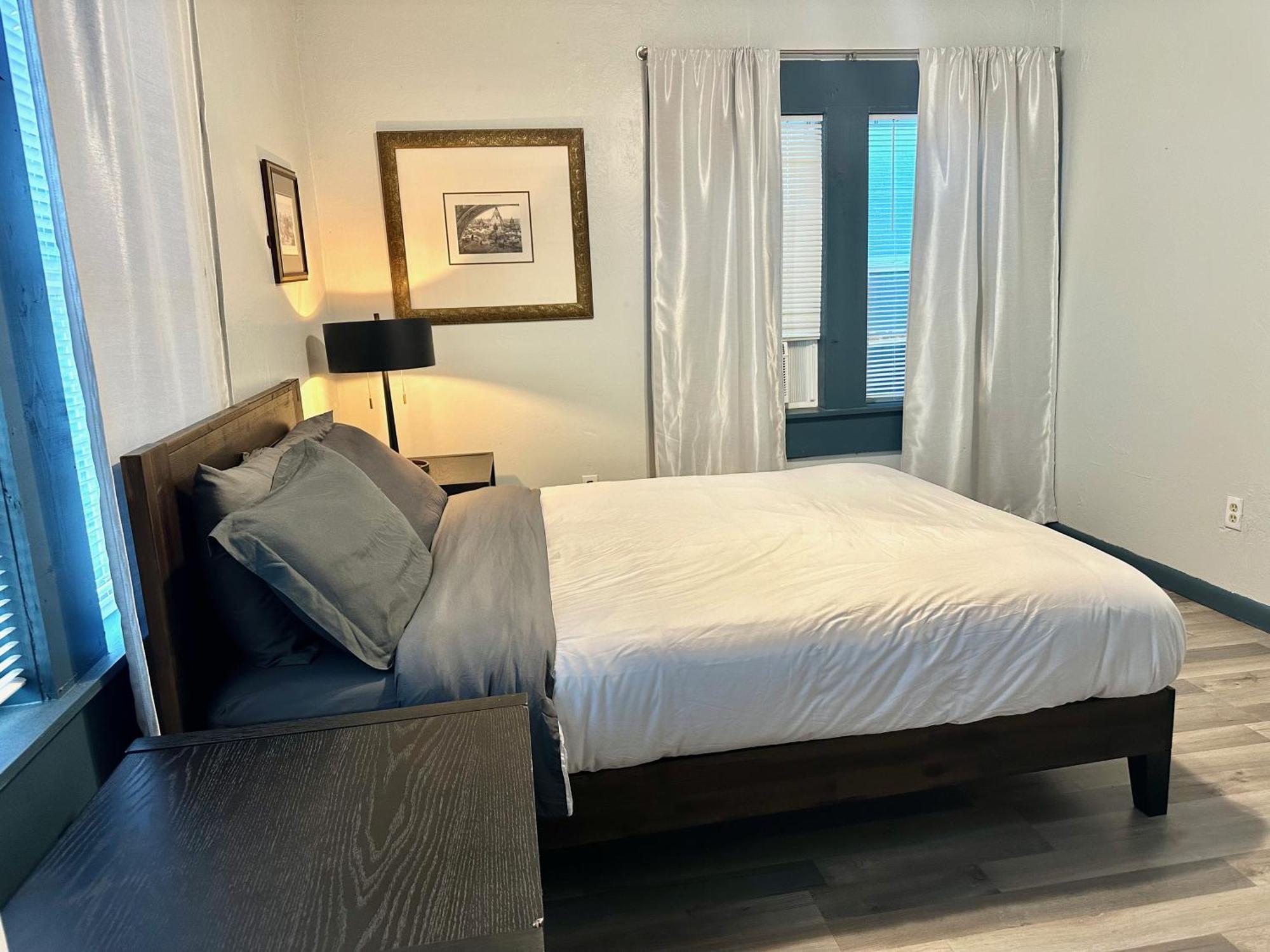 Cozy Winter Getaway With Garden 20-A Villa Oklahoma City Esterno foto